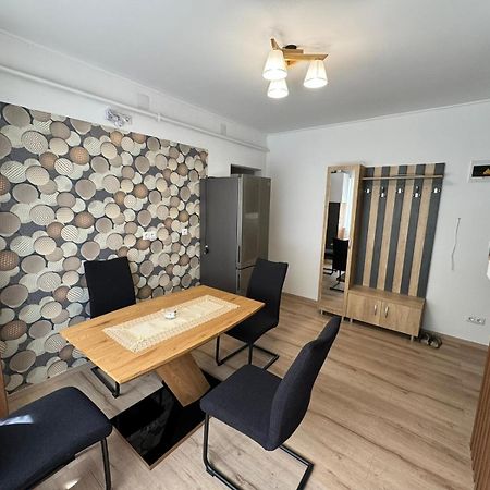Bingo Apartman Cristuru Secuiesc Εξωτερικό φωτογραφία